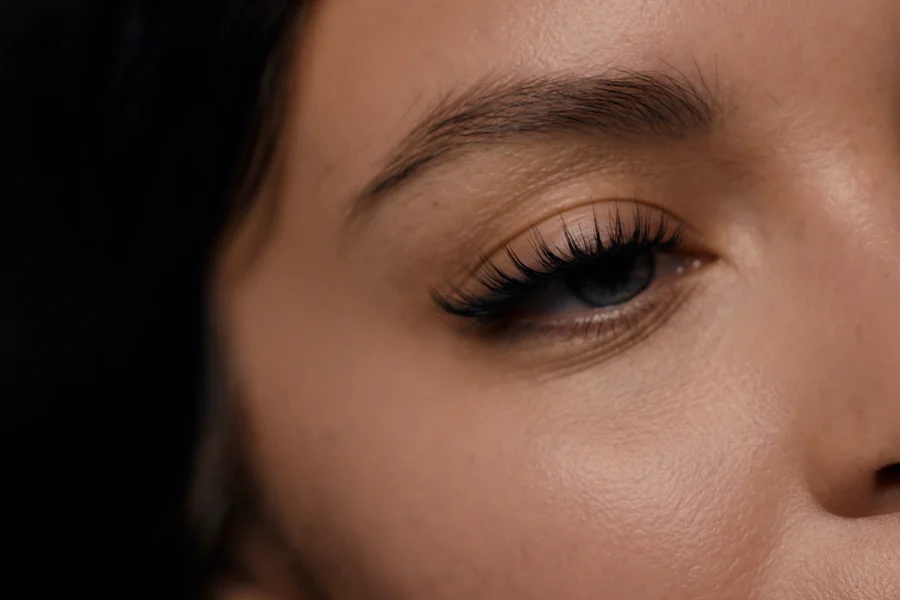 Volume lash extensions and groomed brows